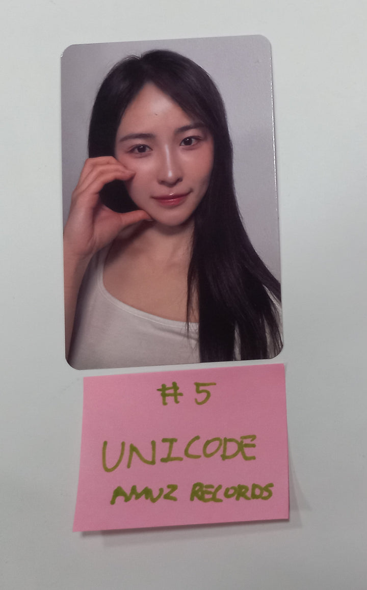UNICODE "HELLO WORLD : CODE J " - AMUZ Records Pre-Order Benefit Photocard [24.4.30] - HALLYUSUPERSTORE