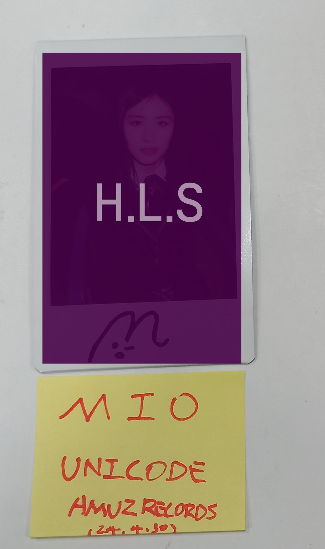 MIO (Of UNICODE) "HELLO WORLD : CODE J " - Hand Autographed(Signed) Polaroid [24.4.30] - HALLYUSUPERSTORE