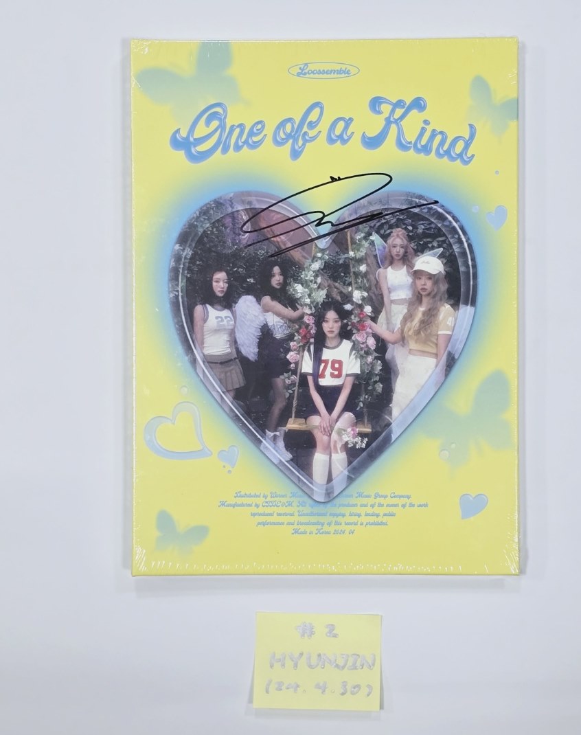 Loossemble "One of a Kind" - Hand Autographed(Signed) Album [24.4.30] - HALLYUSUPERSTORE