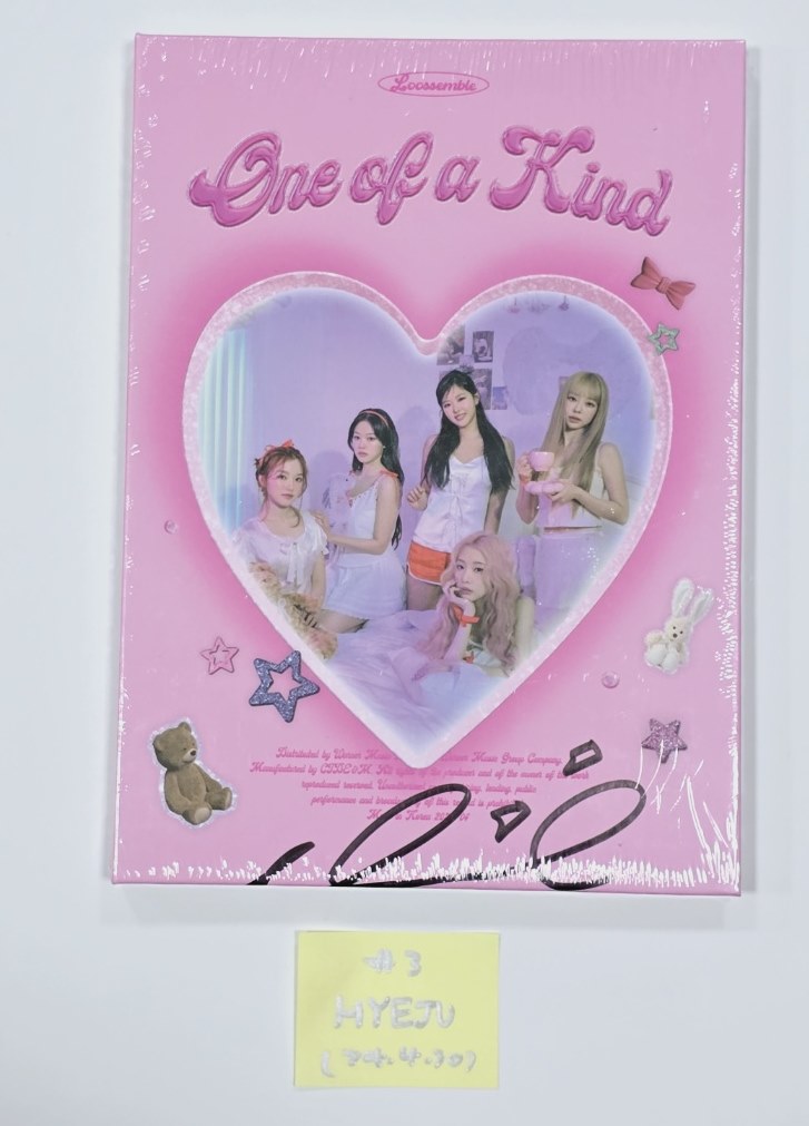 Loossemble "One of a Kind" - Hand Autographed(Signed) Album [24.4.30] - HALLYUSUPERSTORE