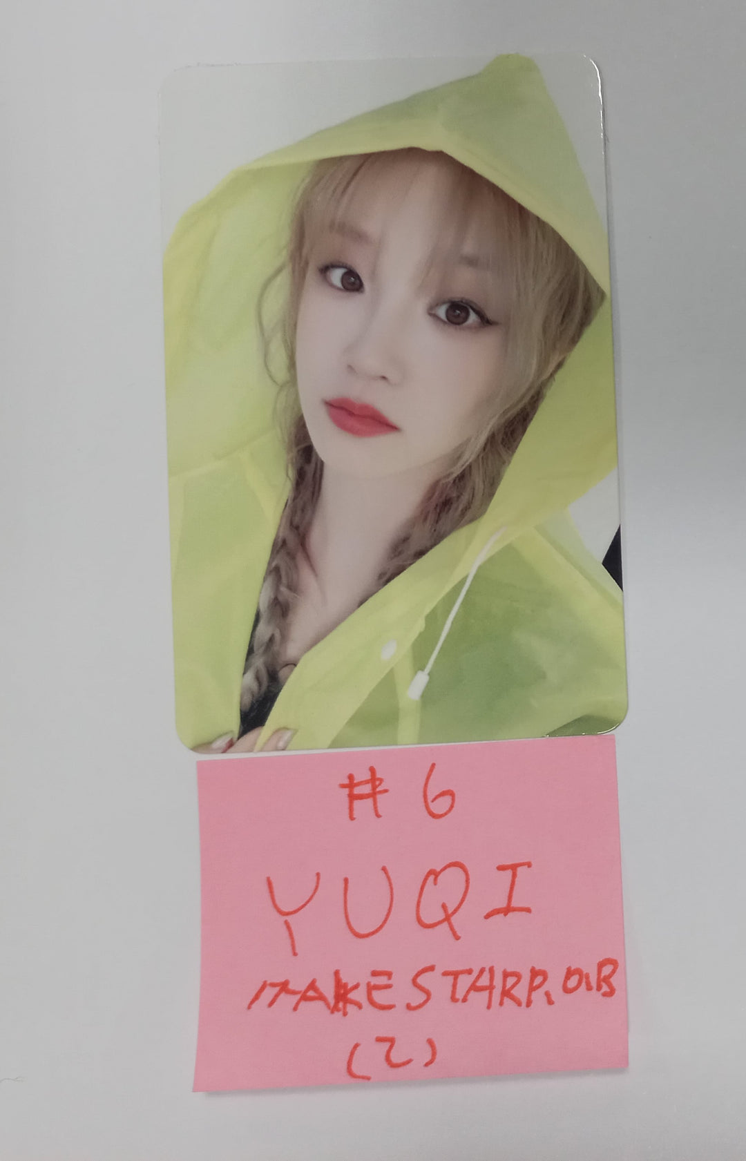 YUQI (Of (G) I-DLE) "YUQ1" - Makestar Pre-Order Benefit Photocard [24.4.30] - HALLYUSUPERSTORE