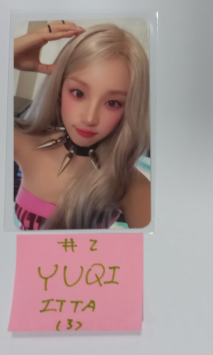 YUQI (Of (G) I-DLE) "YUQ1" - ITTA Pre-Order Benefit Photocard [24.4.30] - HALLYUSUPERSTORE