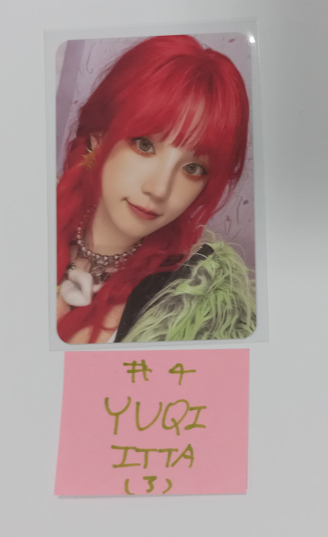 YUQI (Of (G) I-DLE) "YUQ1" - ITTA Pre-Order Benefit Photocard [24.4.30] - HALLYUSUPERSTORE