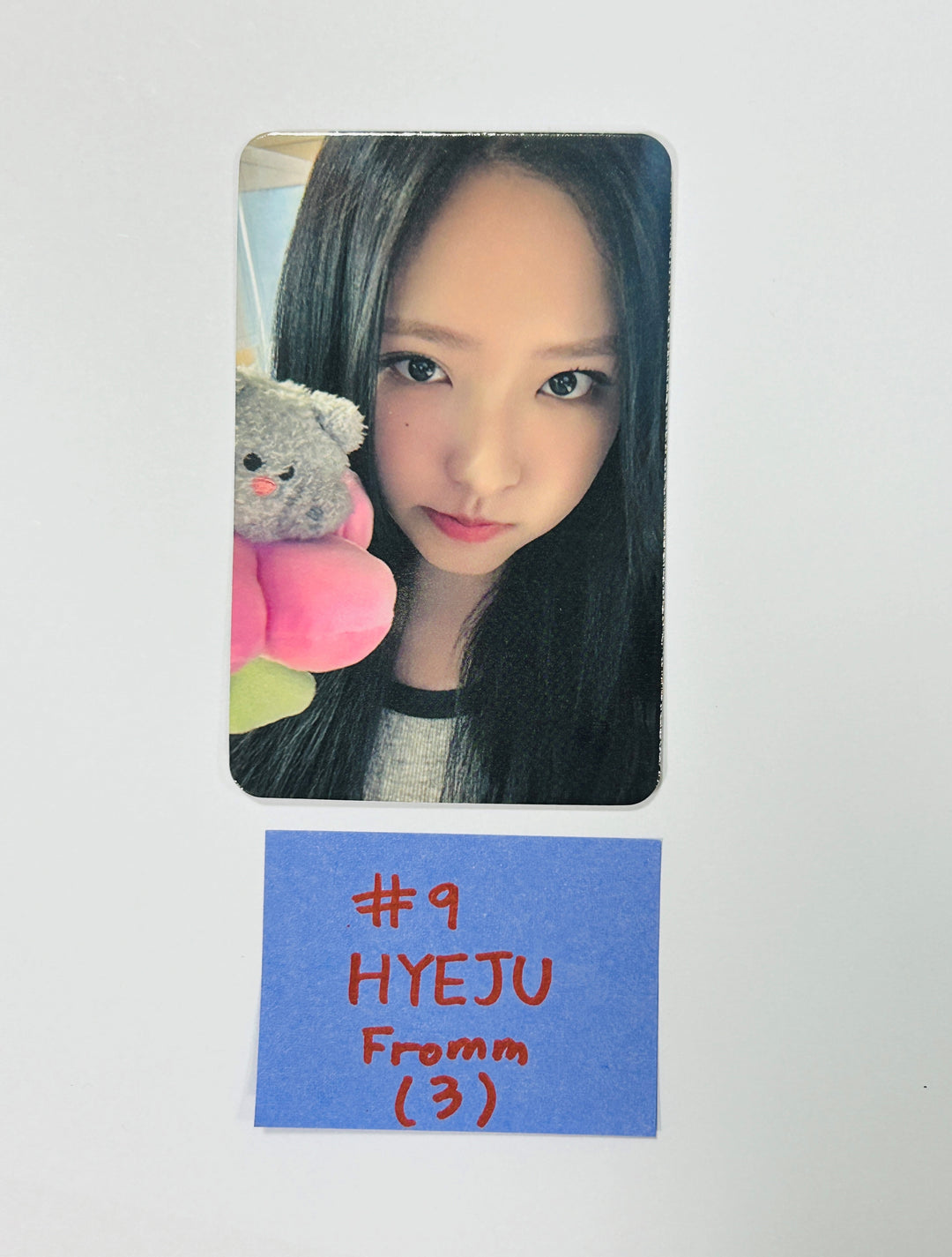 Loossemble "One of a Kind" - Fromm Store Fansign Event Photocard [24. 05. 03] - HALLYUSUPERSTORE