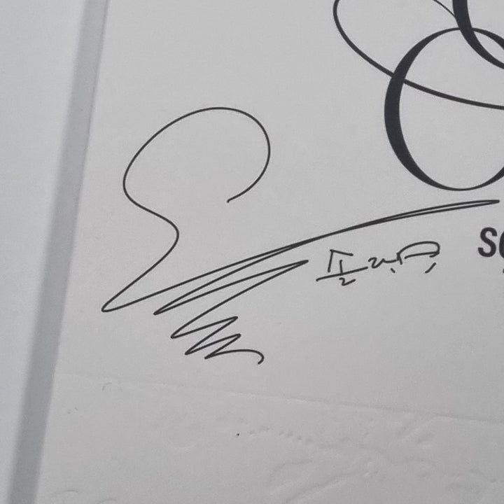 Solar "COLOURS" - Autographed (Printed Signed) Promo Album [24.5.7] - HALLYUSUPERSTORE