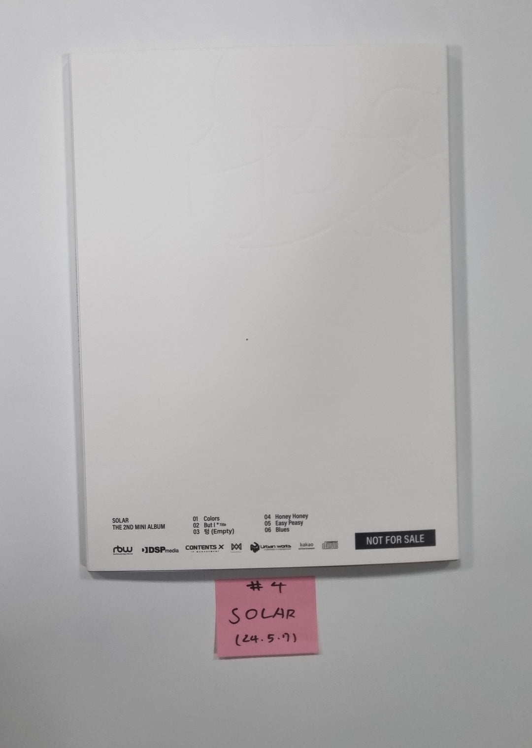 Solar "COLOURS" - Autographed (Printed Signed) Promo Album [24.5.7] - HALLYUSUPERSTORE