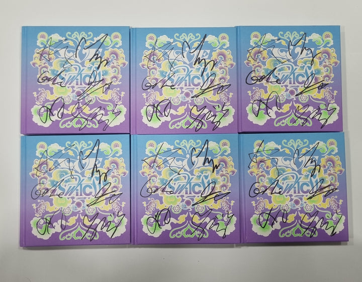 IVE "IVE SWITCH" - Hand Autographed(Signed) Promo Album [24.5.7] - HALLYUSUPERSTORE