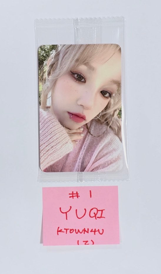 YUQI (Of (G) I-DLE) "YUQ1" - Ktown4U Pre-Order Benefit (Showcase Event) Photocard [24.5.7] - HALLYUSUPERSTORE