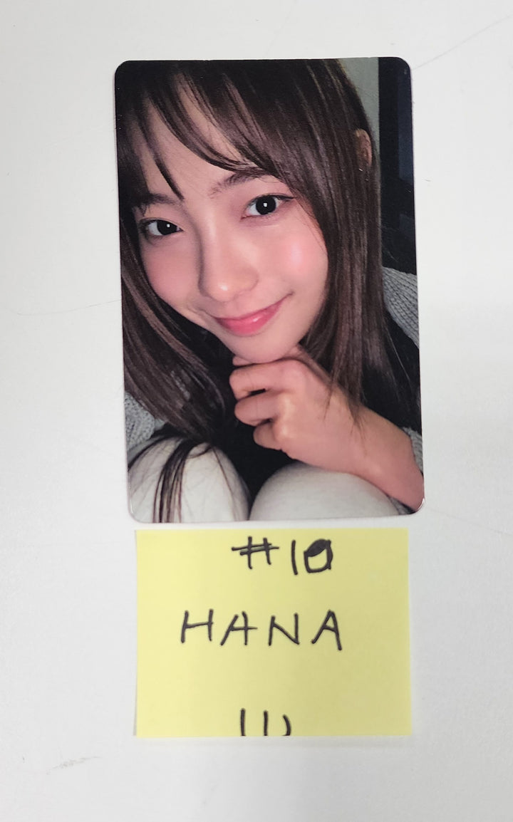 UNICODE "HELLO WORLD : CODE J " - Official Photocard, ID Card [Restocked 5/8] [24.4.30] - HALLYUSUPERSTORE
