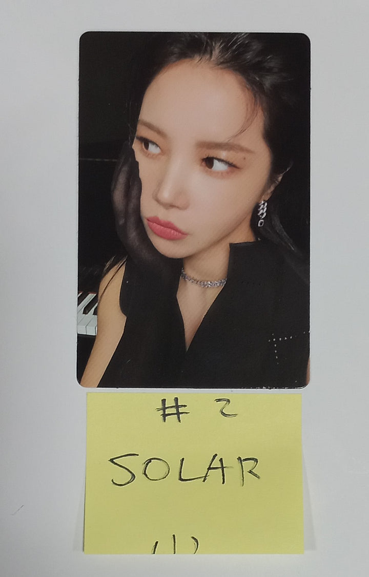 SOLAR "COLOURS" - Official Photocard, Color Film [Palette Ver.] [24.5.9] - HALLYUSUPERSTORE