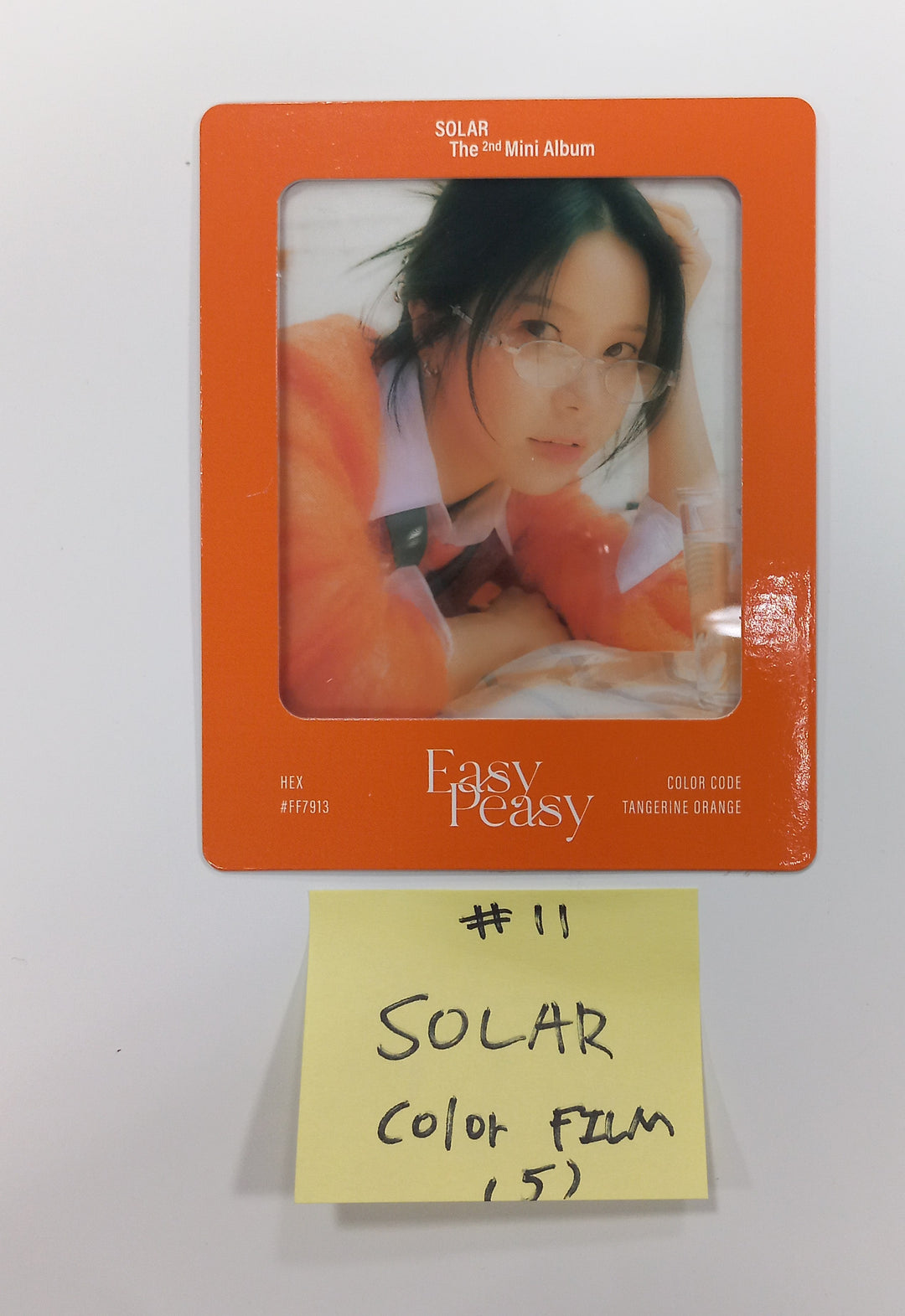SOLAR "COLOURS" - Official Photocard, Color Film [Palette Ver.] [24.5.9] - HALLYUSUPERSTORE