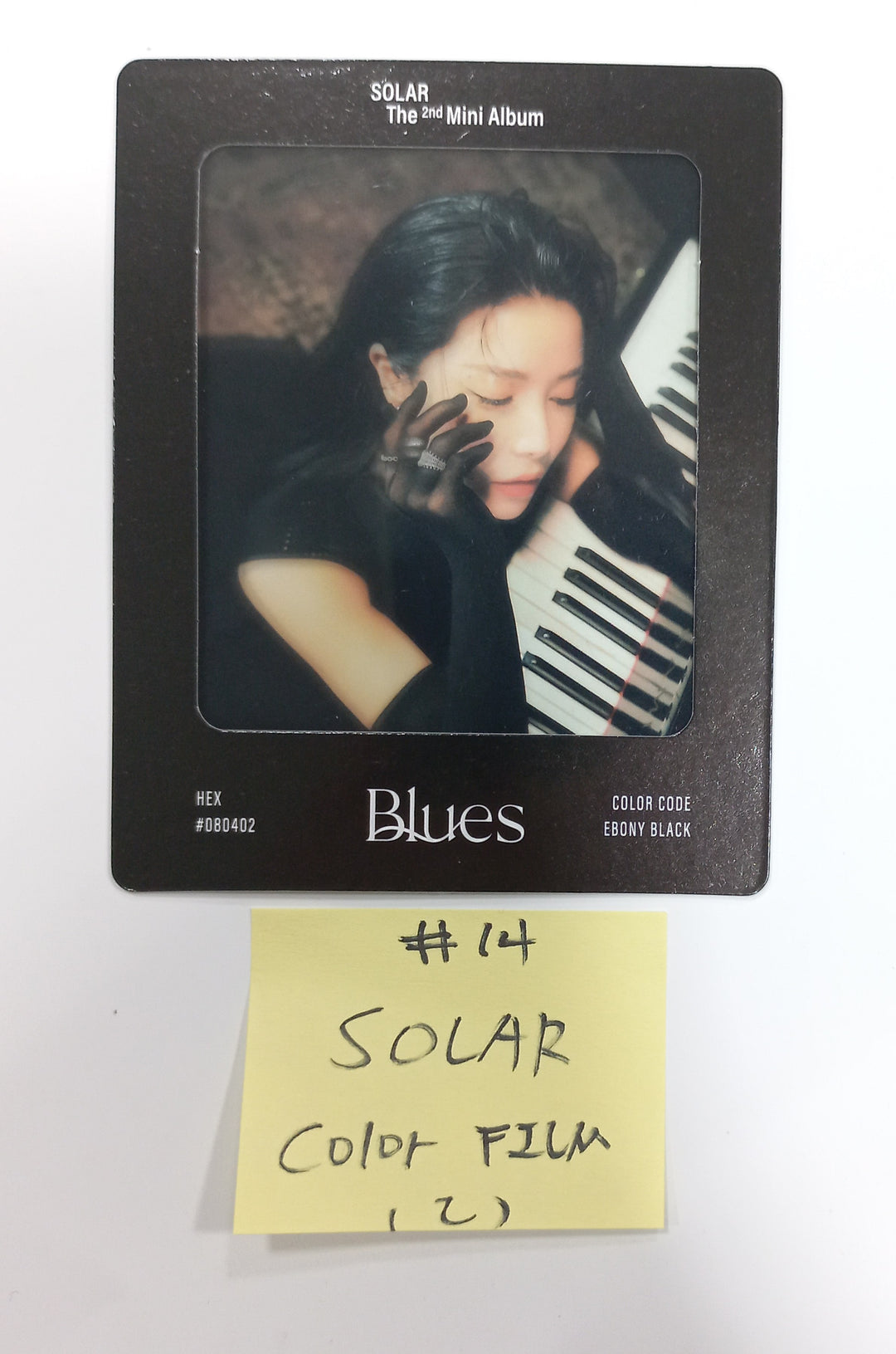 SOLAR "COLOURS" - Official Photocard, Color Film [Palette Ver.] [24.5.9] - HALLYUSUPERSTORE