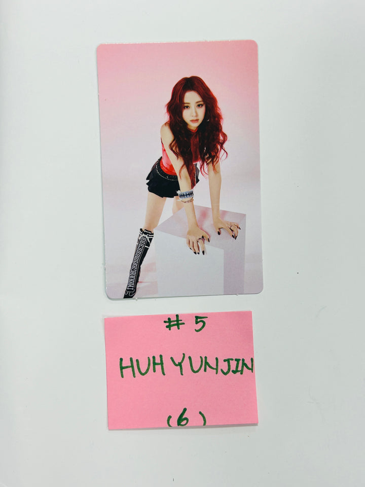 LE SSERAFIM "FEARNADA" - Official Mini Photocard (1) [24.5.10] - HALLYUSUPERSTORE