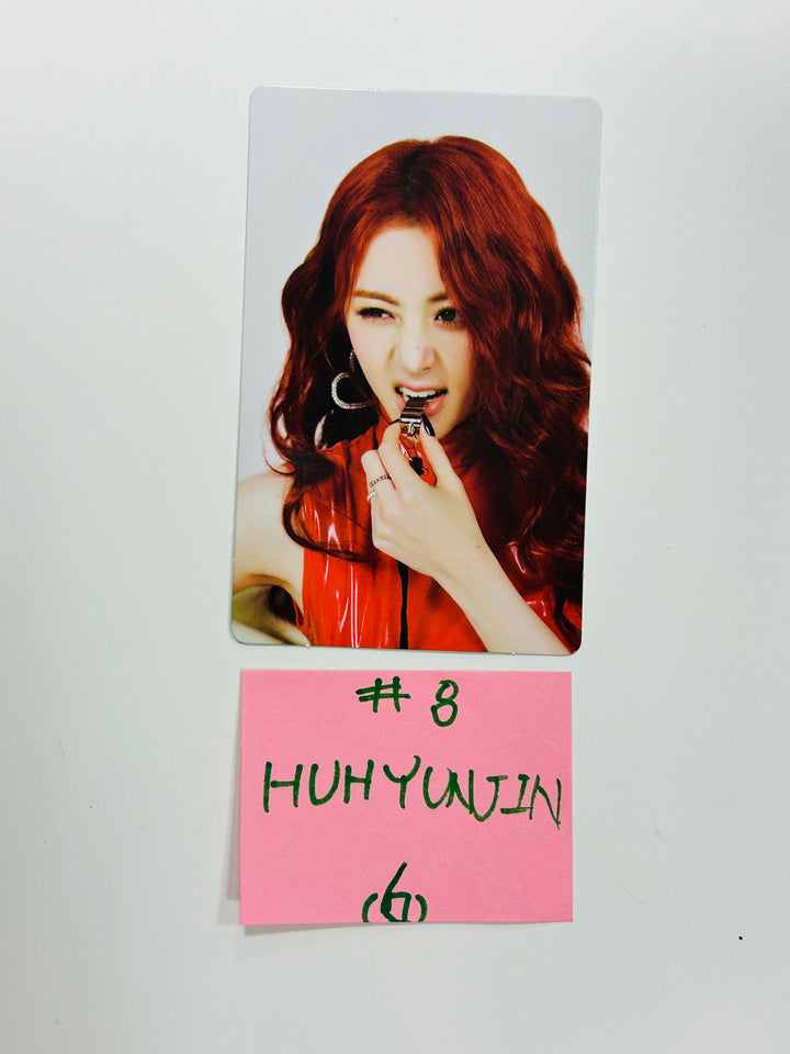 LE SSERAFIM "FEARNADA" - Official Mini Photocard (1) [24.5.10] - HALLYUSUPERSTORE