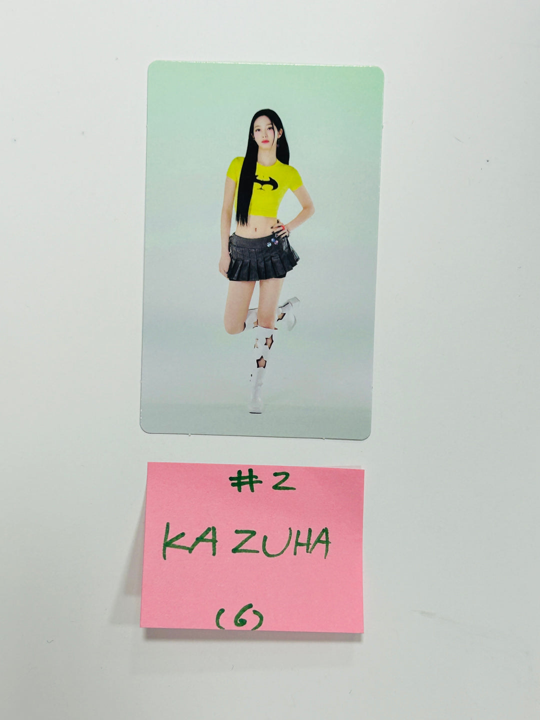 LE SSERAFIM "FEARNADA" - Official Mini Photocard (2) [24.5.10] - HALLYUSUPERSTORE
