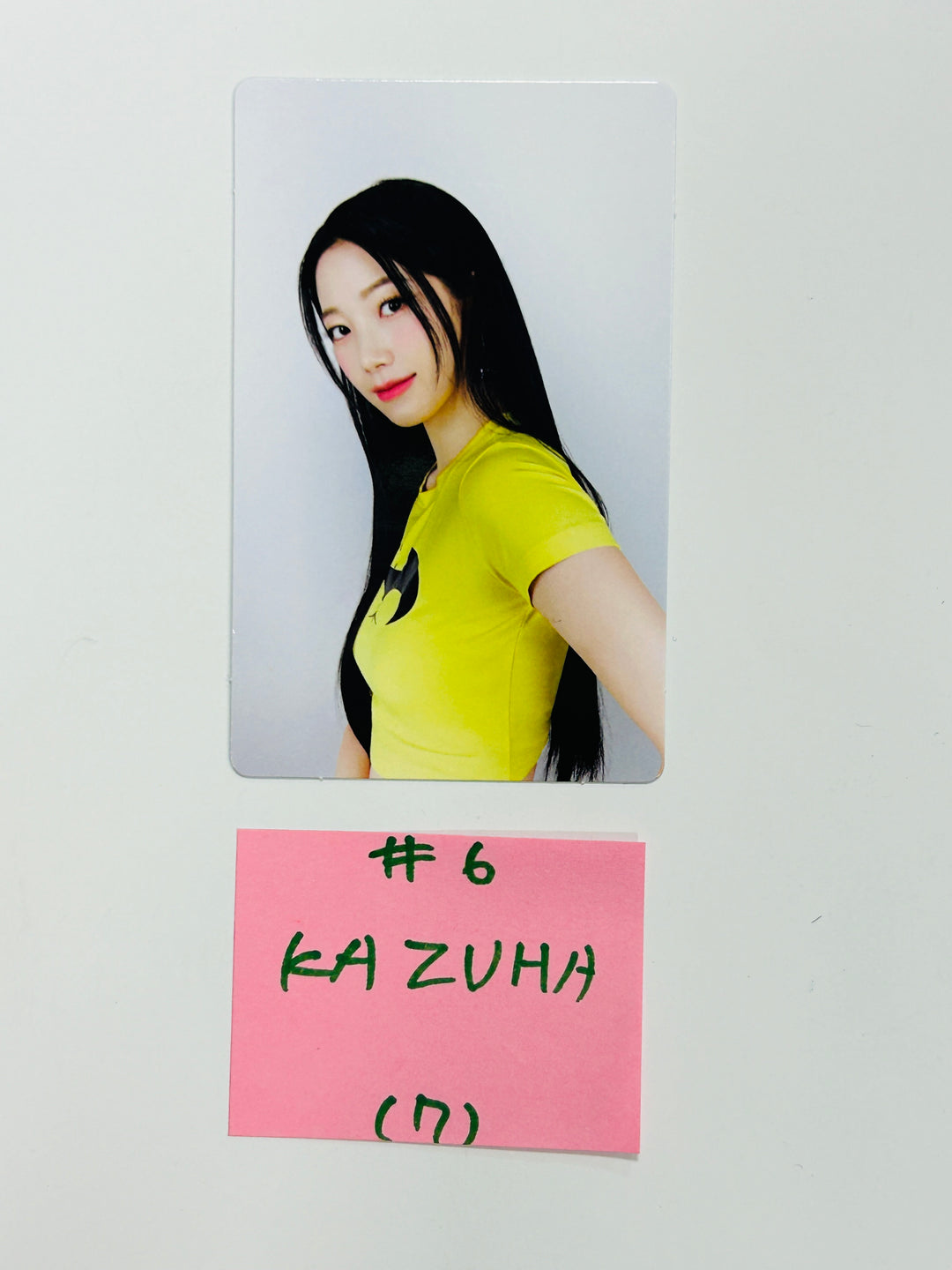 LE SSERAFIM "FEARNADA" - Official Mini Photocard (2) [24.5.10] - HALLYUSUPERSTORE