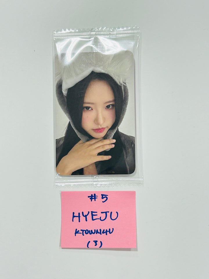 Loossemble "One of a Kind" - Ktown4U Fansign Event Photocard [24.5.10] - HALLYUSUPERSTORE