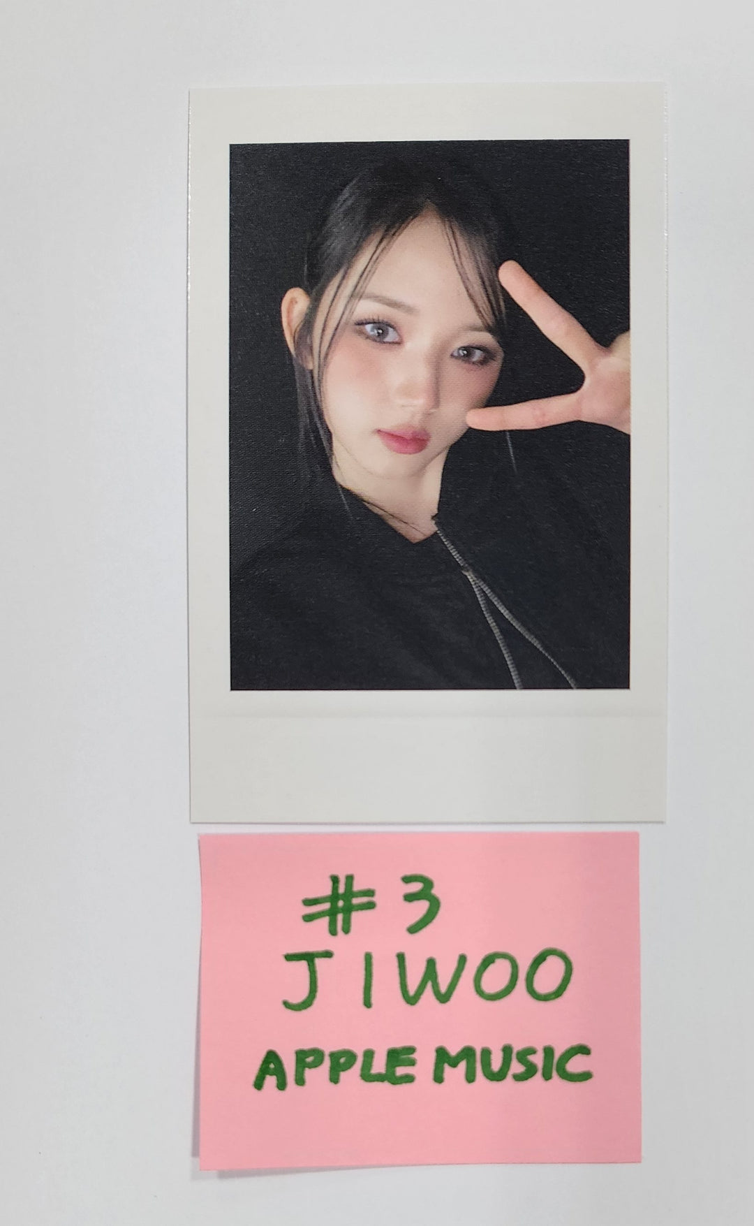 tripleS "ASSEMBLE24" - Apple Music Pre-Order Benefit Photocard [24.5.10] - HALLYUSUPERSTORE