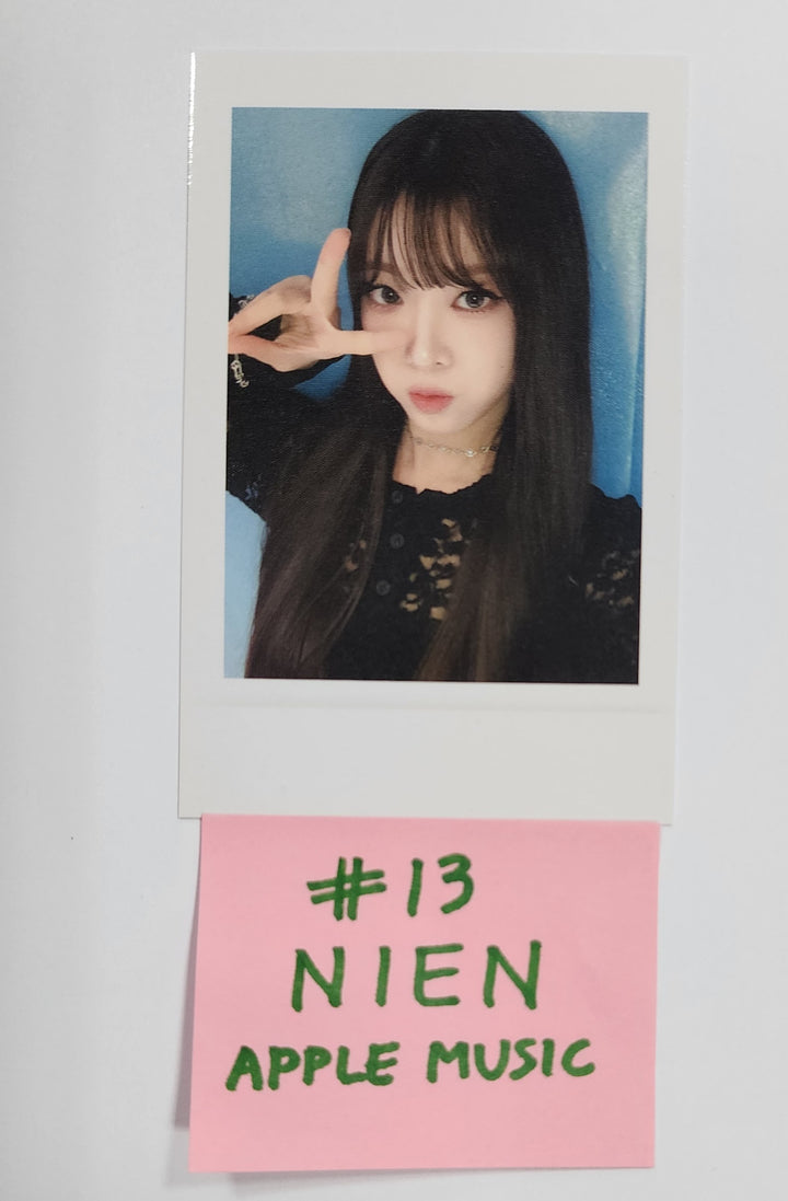 tripleS "ASSEMBLE24" - Apple Music Pre-Order Benefit Photocard [24.5.10] - HALLYUSUPERSTORE