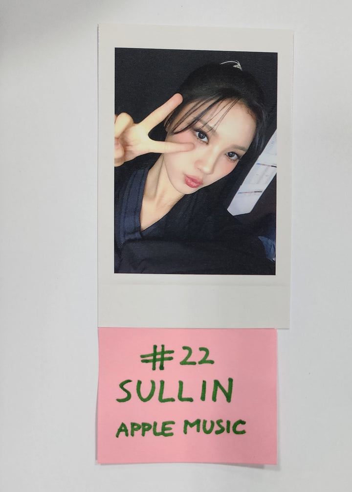 tripleS "ASSEMBLE24" - Apple Music Pre-Order Benefit Photocard [24.5.10] - HALLYUSUPERSTORE