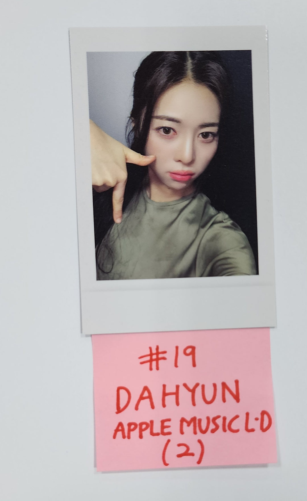 tripleS "ASSEMBLE24" - Apple Music Lucky Draw Event Photocard [24.5.10] - HALLYUSUPERSTORE