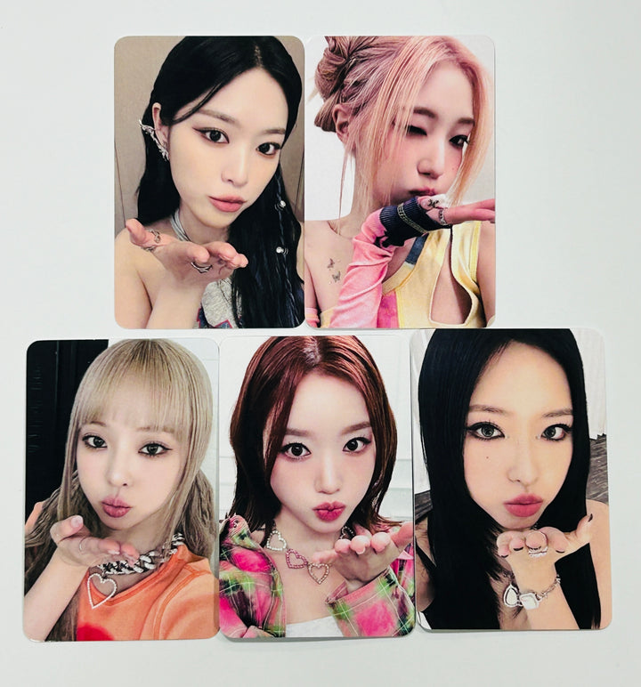Loossemble "One of a Kind" - Everline Pre-Order Benefit Photocard [Ever Music Ver.] [24.5.10] - HALLYUSUPERSTORE