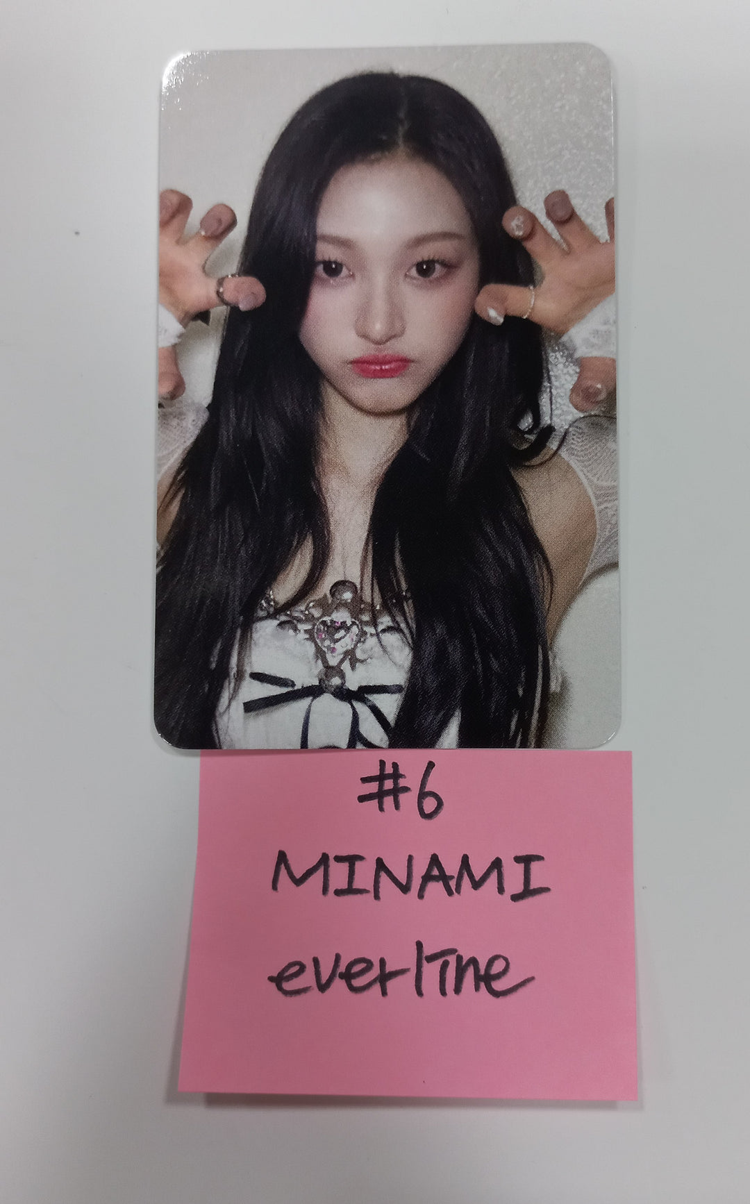 RESCENE "Re:Scene" - Everline Fansign Event Photocard Round 2 [24.5.10] - HALLYUSUPERSTORE