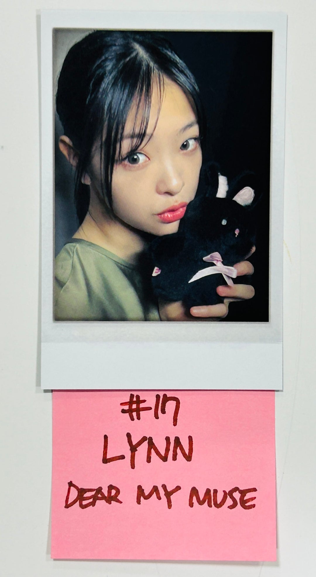 tripleS "ASSEMBLE24" - Dear My Muse Pre-Order Benefit Photocard [24.5.10] - HALLYUSUPERSTORE