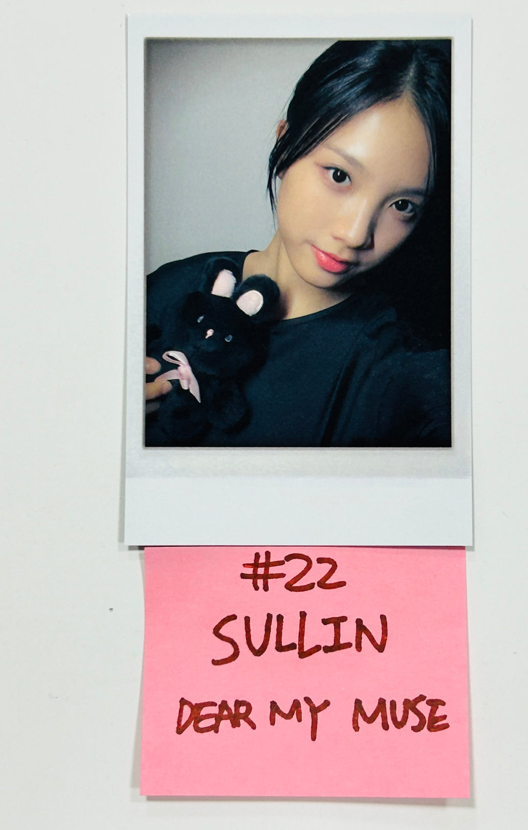 tripleS "ASSEMBLE24" - Dear My Muse Pre-Order Benefit Photocard [24.5.10] - HALLYUSUPERSTORE