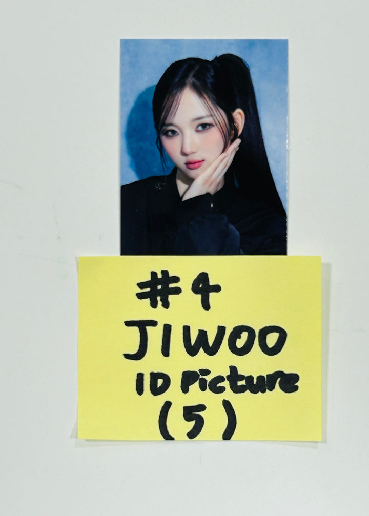 tripleS "ASSEMBLE24" - Official ID Picture [24.5.10] - HALLYUSUPERSTORE