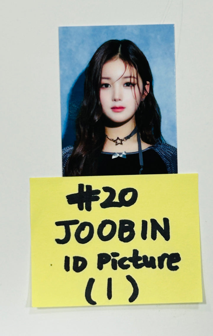 tripleS "ASSEMBLE24" - Official ID Picture [24.5.10] - HALLYUSUPERSTORE