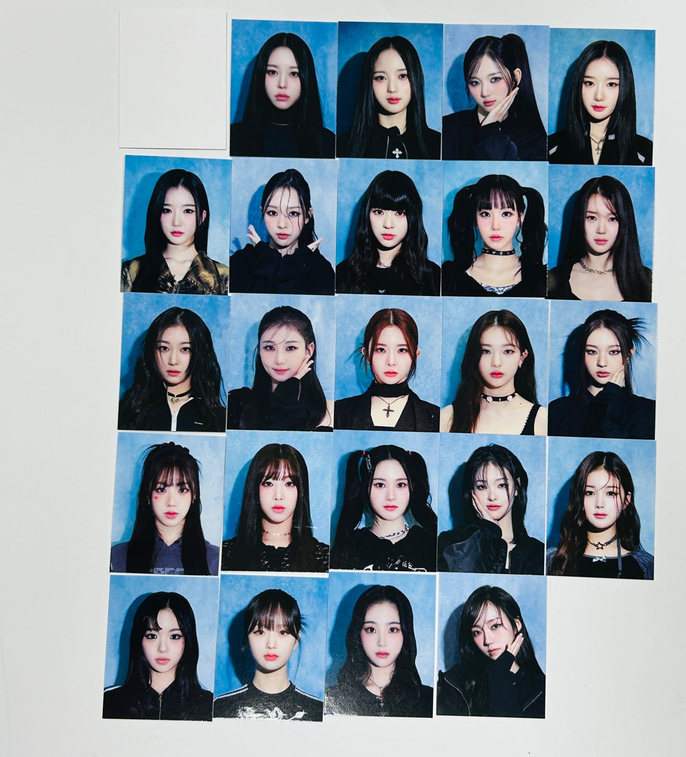 tripleS "ASSEMBLE24" - Official ID Picture [24.5.10] - HALLYUSUPERSTORE