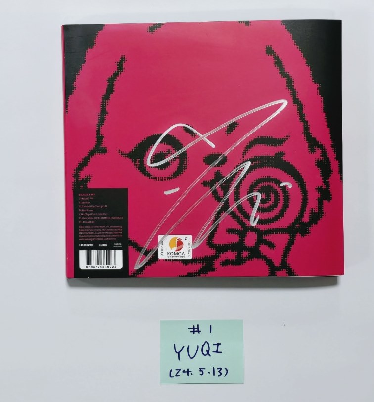 YUQI "YUQ1" - Hand Autographed(Signed) Album [24.5.13] - HALLYUSUPERSTORE