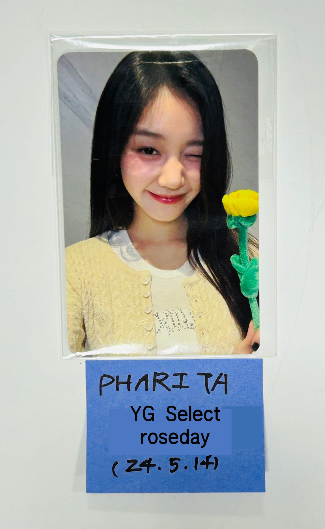 BABYMONSTER "BABYMONS7ER" - YG Select Rose Day Offline Visit Event Photocard [24.5.14] - HALLYUSUPERSTORE