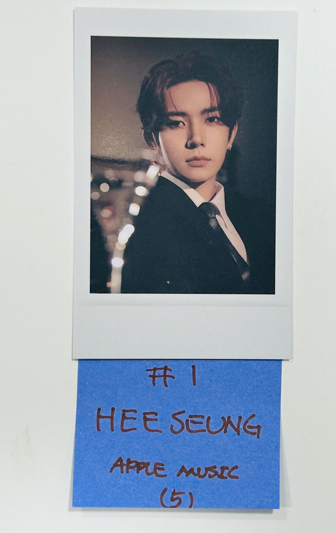 Enhypen  "MEMORABILIA" - Apple Music Pre-Order Benefit Photocard [Moon Ver.] [24.5.16] - HALLYUSUPERSTORE