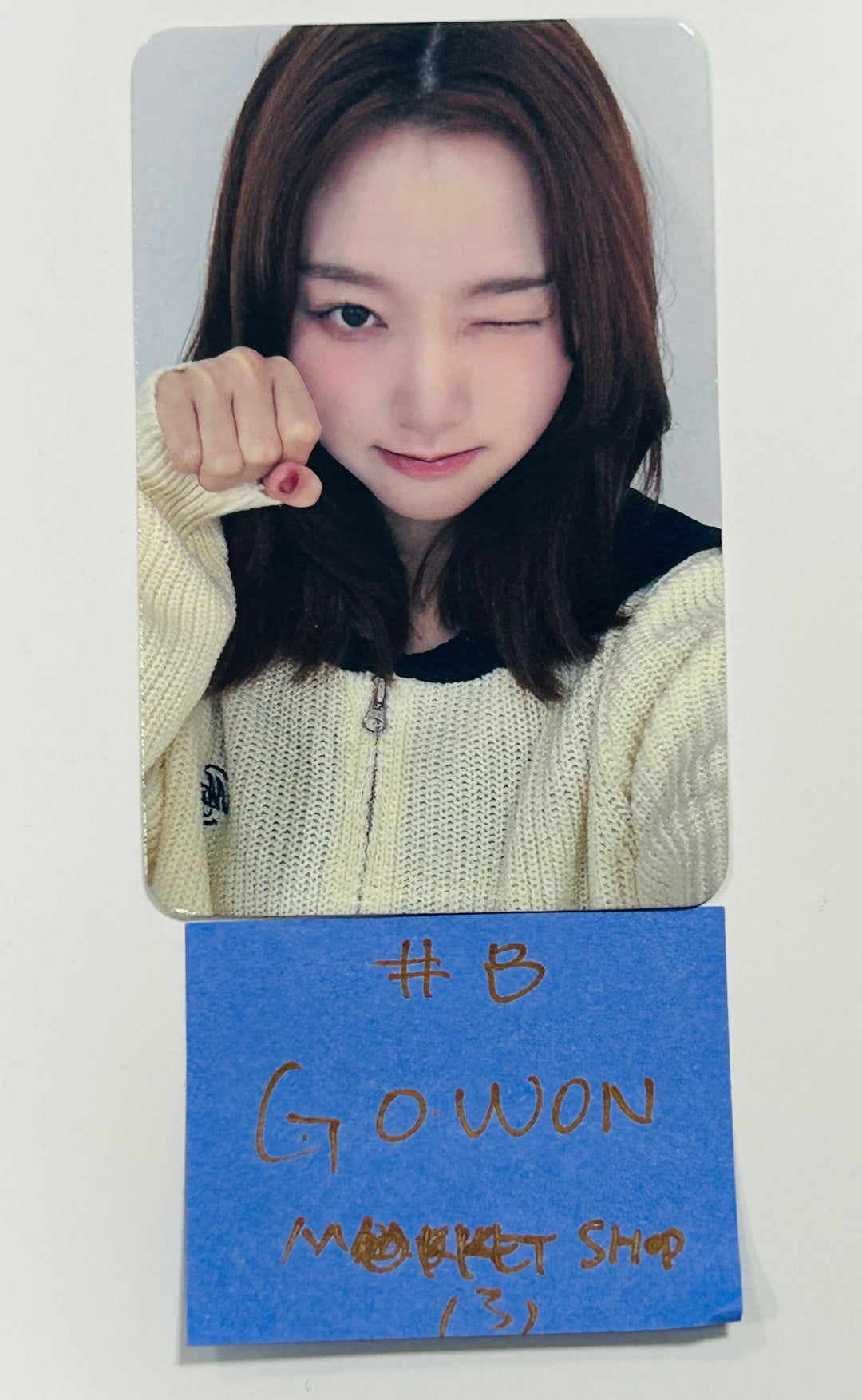 Loossemble "One of a Kind" - Mokket Shop Fansign Event Photocard [24.5.16] - HALLYUSUPERSTORE
