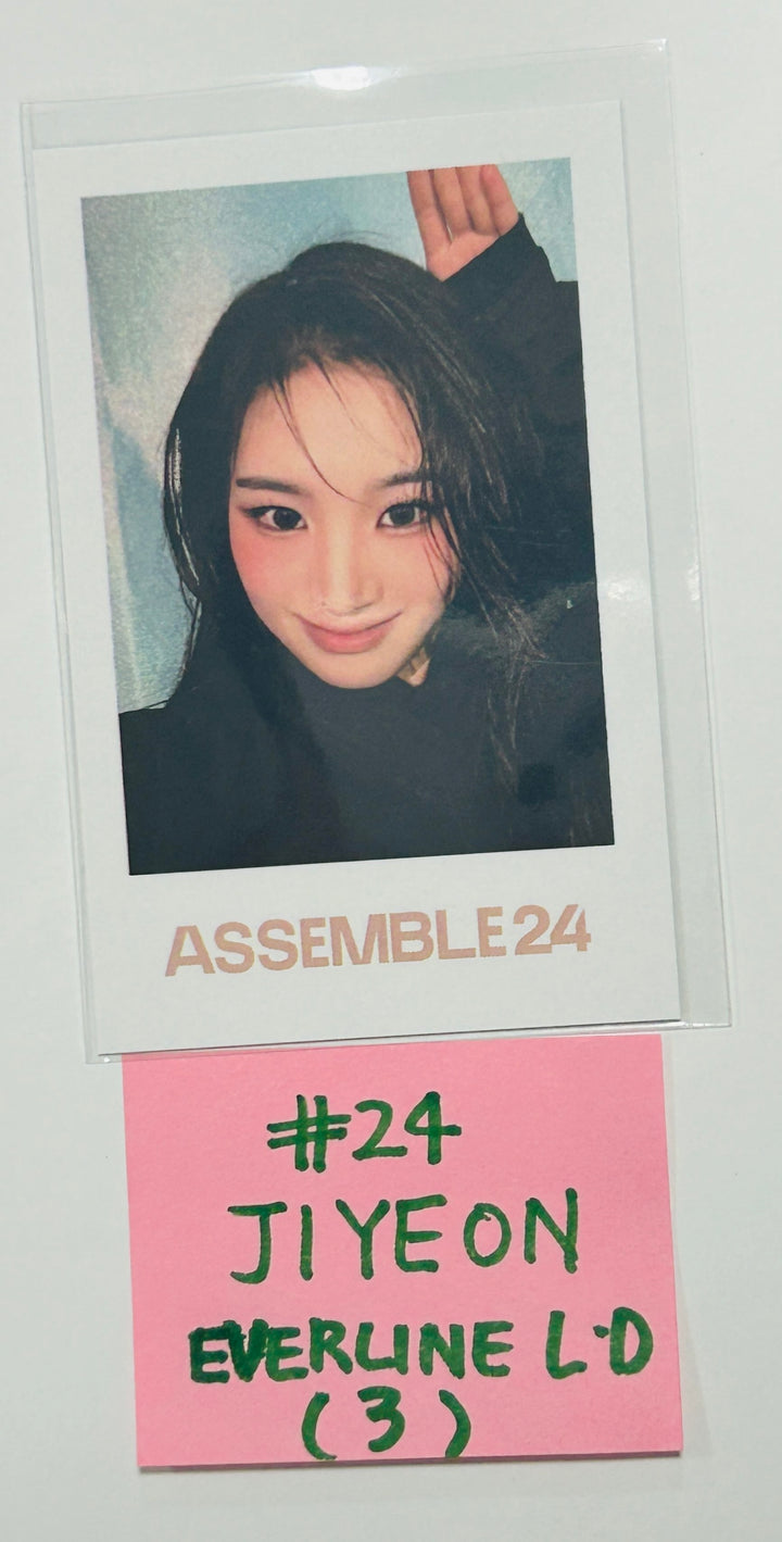 tripleS "ASSEMBLE24" - Everline Lucky Draw Event Photocard [24.5.17] - HALLYUSUPERSTORE