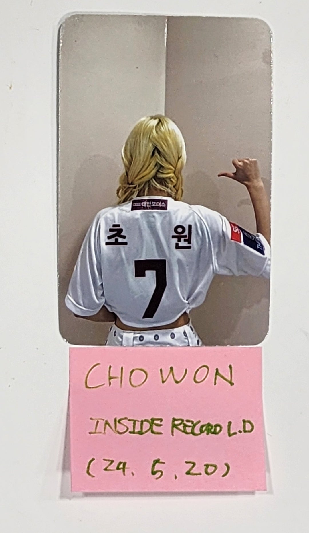 Chowon (Of ICHILLIN) "FEELIN&