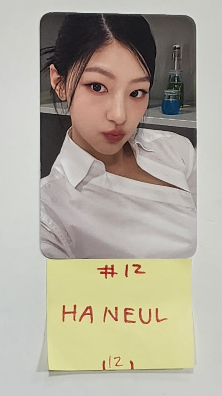 Kiss Of Life "KEY OF FACTORY" 2024 FAN-CON - Official Random Photocard [24.5.20] - HALLYUSUPERSTORE