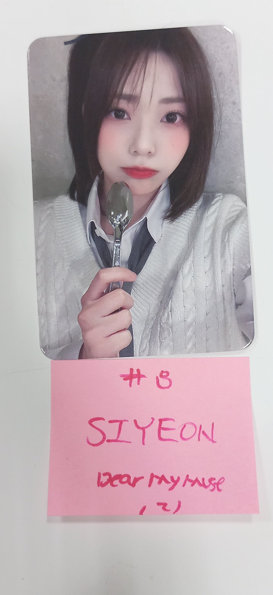 QWER "MANITO" - Dear My Muse Fansign Event Photocard Round 3 [24.5.20] - HALLYUSUPERSTORE