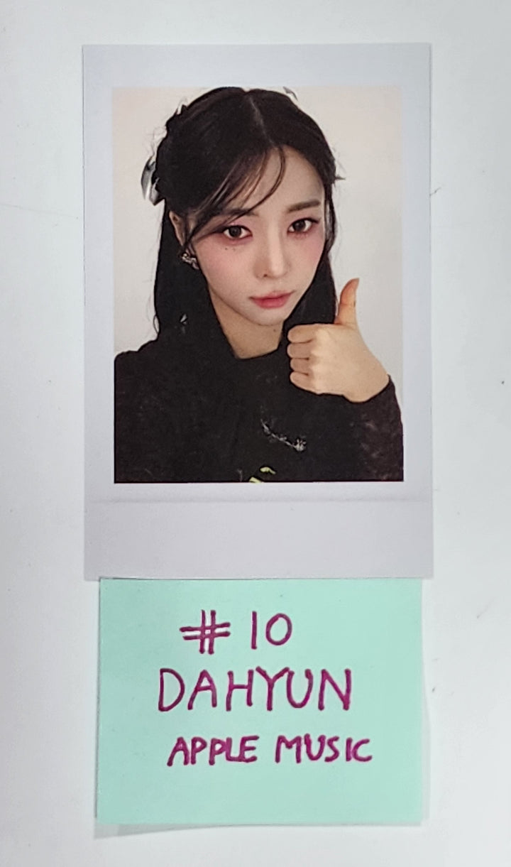 tripleS "ASSEMBLE24" - Apple Music Fansign Event Photocard [24.5.21] - HALLYUSUPERSTORE