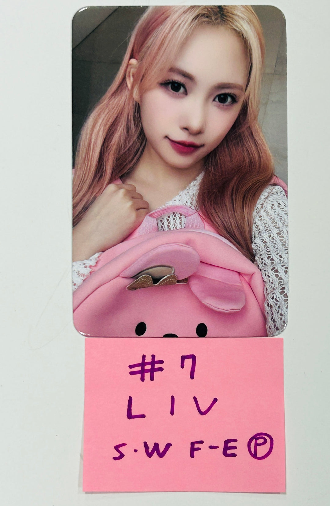 RESCENE "Re:Scene" - Soundwave Fansign Event Photocard Round 2 [24.5.23] - HALLYUSUPERSTORE