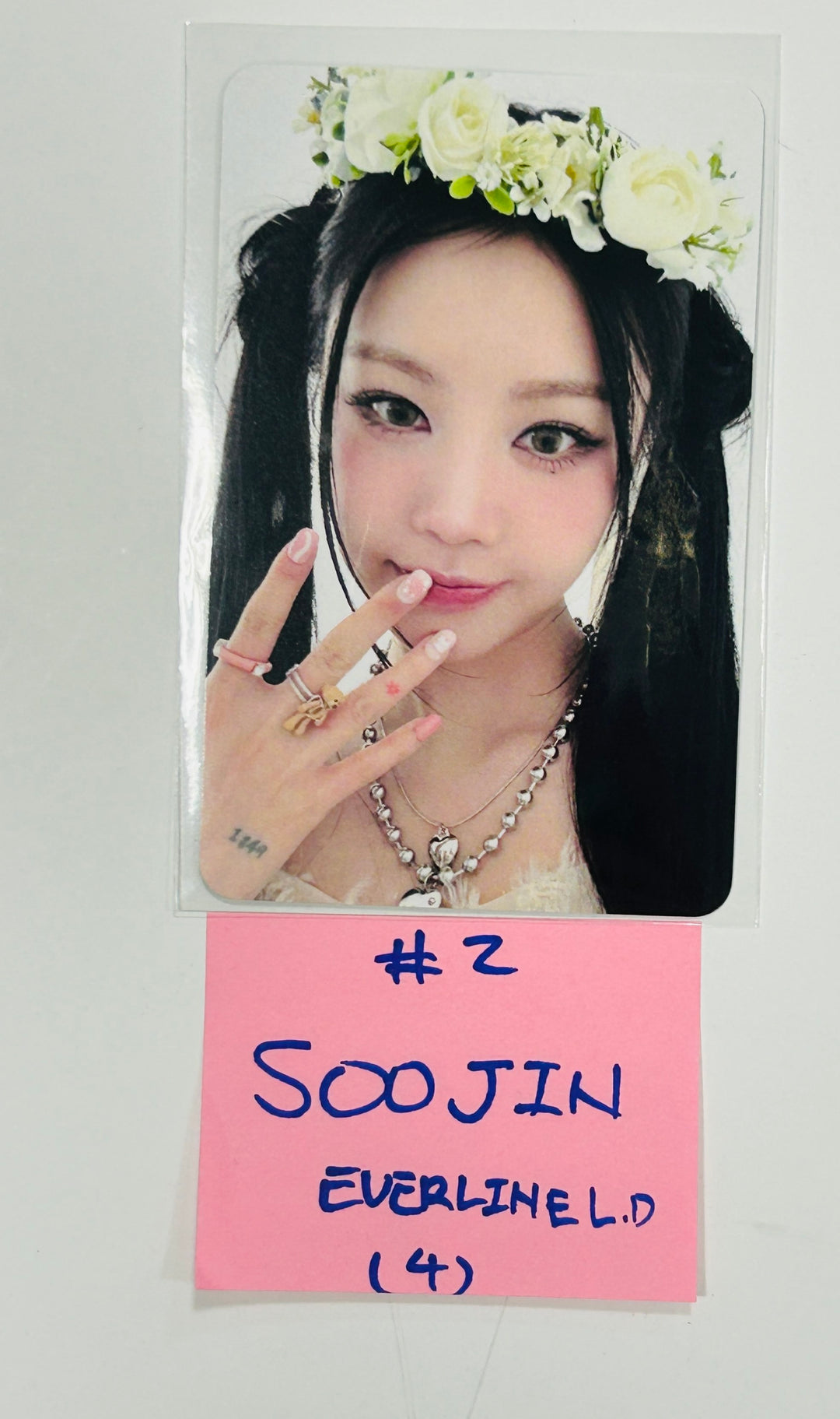 Soojin - Everline Lucky Draw Event Photocard, 4 Cut Photo [24.5.23] - HALLYUSUPERSTORE