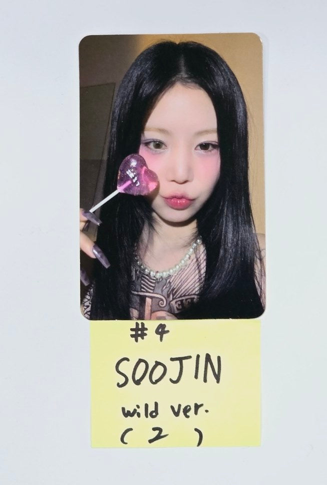Soojin "RIZZ" - Official Photocard, Polaroid [24.5.24] - HALLYUSUPERSTORE