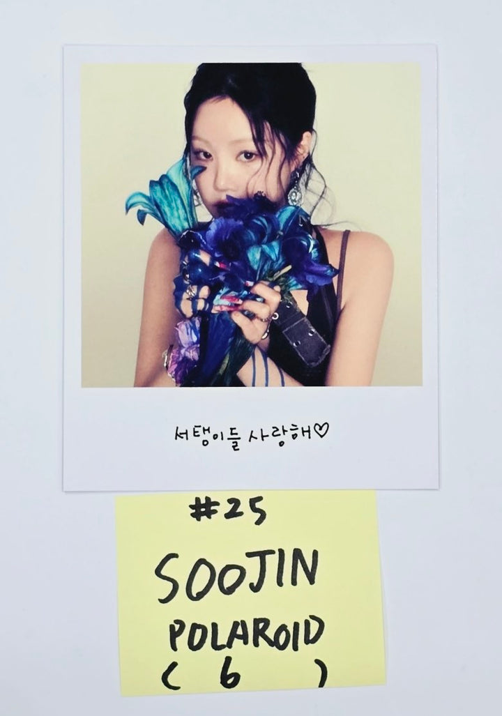 Soojin "RIZZ" - Official Photocard, Polaroid [24.5.24] - HALLYUSUPERSTORE