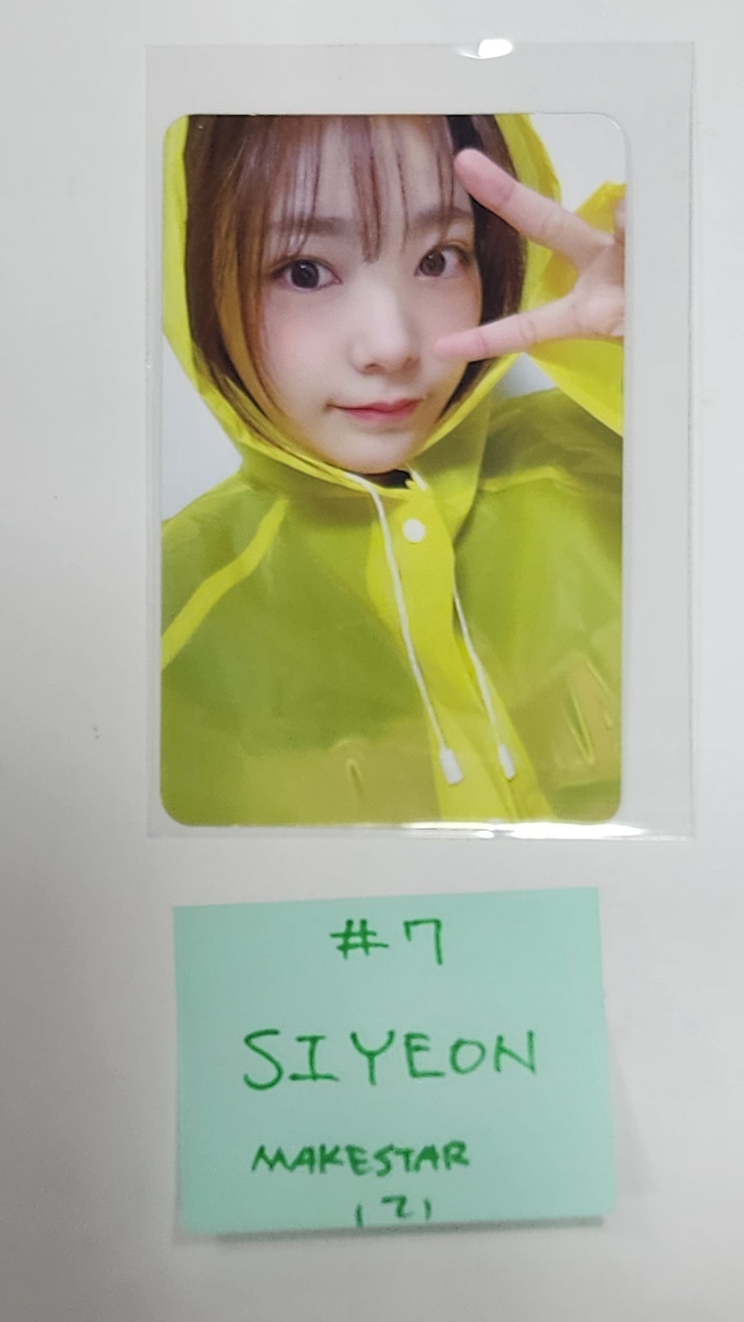 QWER "MANITO" - Makestar Fansign Event Photocard [24.5.24] - HALLYUSUPERSTORE