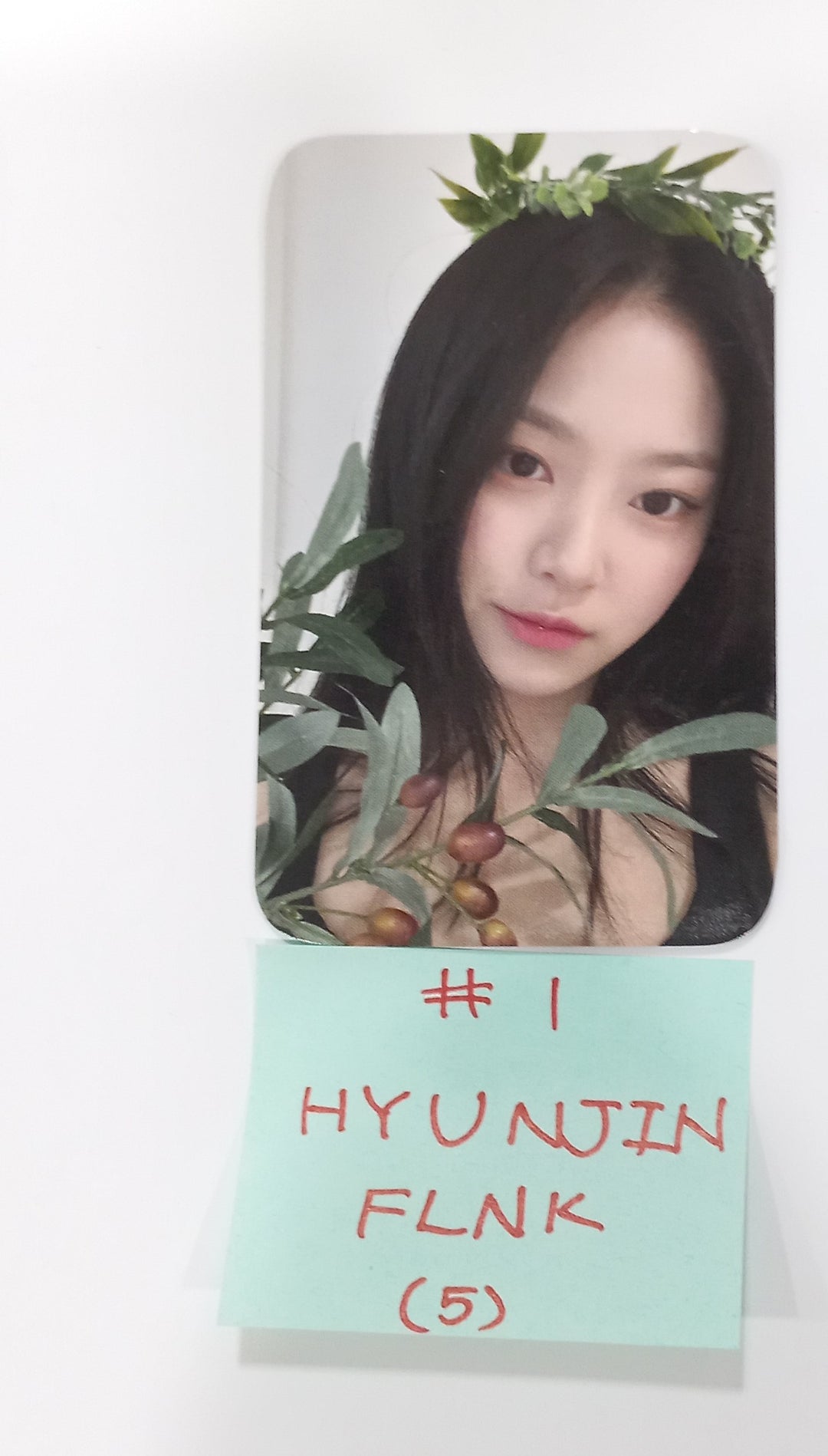 Loossemble "One of a Kind" - FLNK Fansign Event Photocard [24.5.28] - HALLYUSUPERSTORE