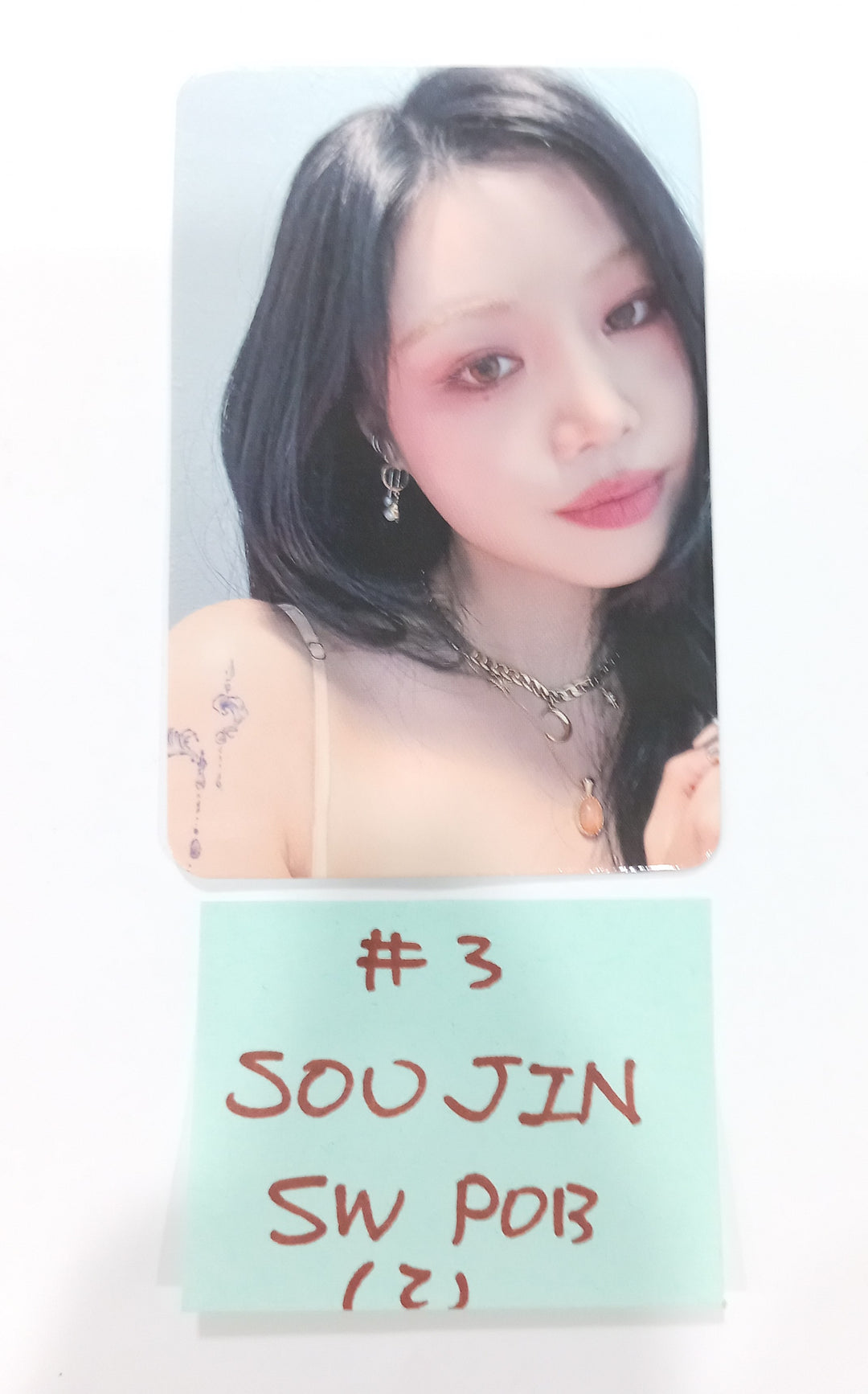 Soojin "RIZZ" - Soundwave Pre-Order Benefit Photocard [24.5.28] - HALLYUSUPERSTORE