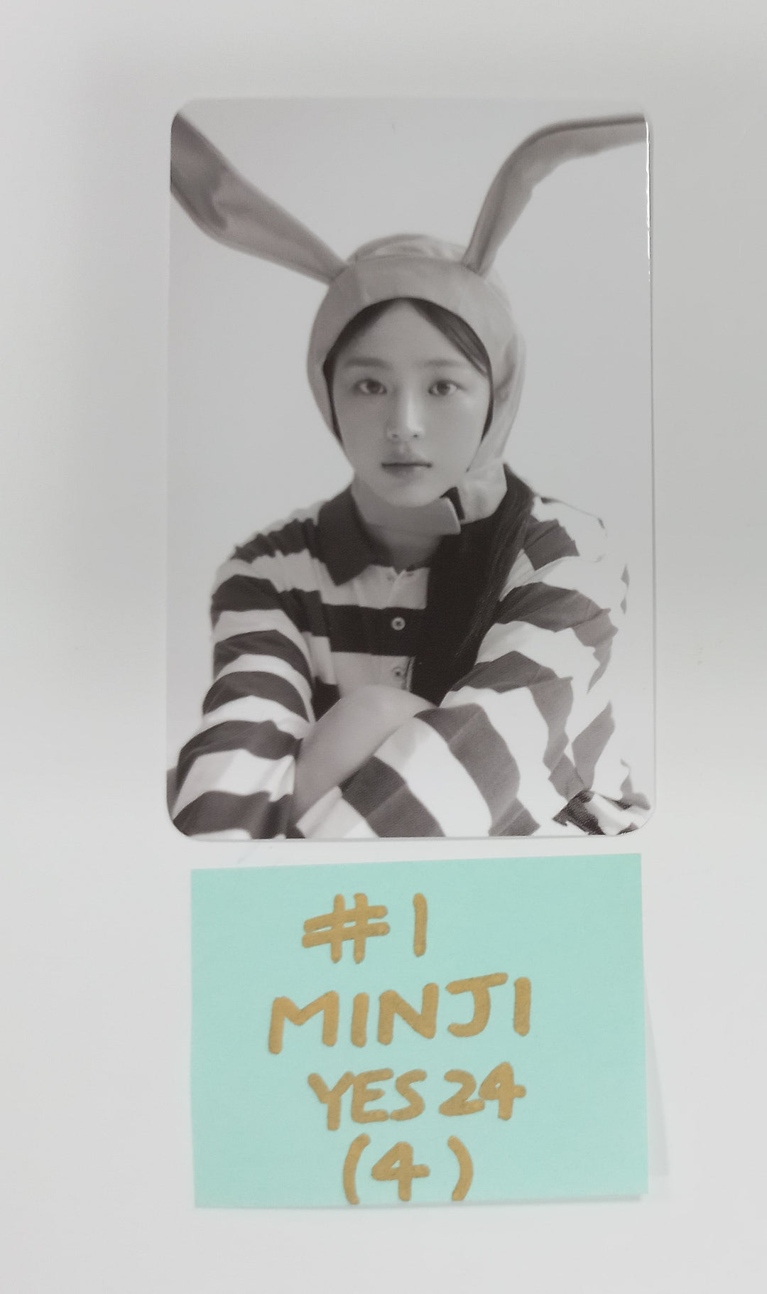 New Jeans "How Sweet" - Yes24 Pre-Order Benefit Photocard [24.5.28] - HALLYUSUPERSTORE