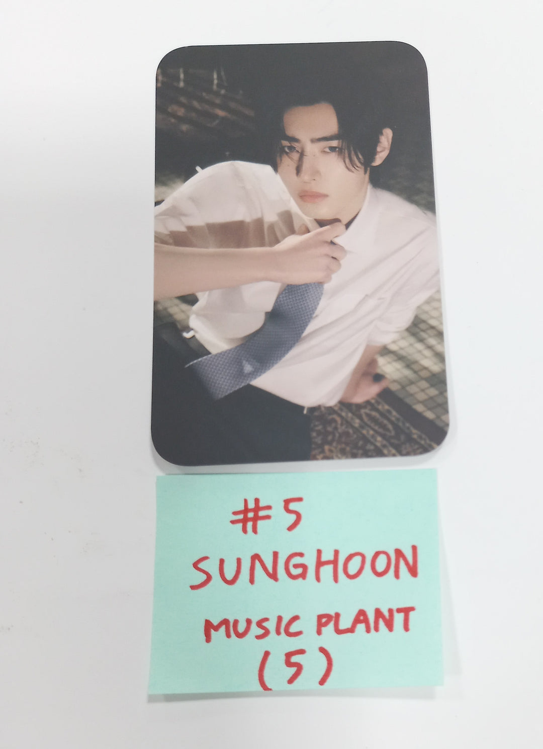 Enhypen  "MEMORABILIA" - Music Plant Pre-Order Benefit Photocard [Moon Ver.] [24.5.28] - HALLYUSUPERSTORE